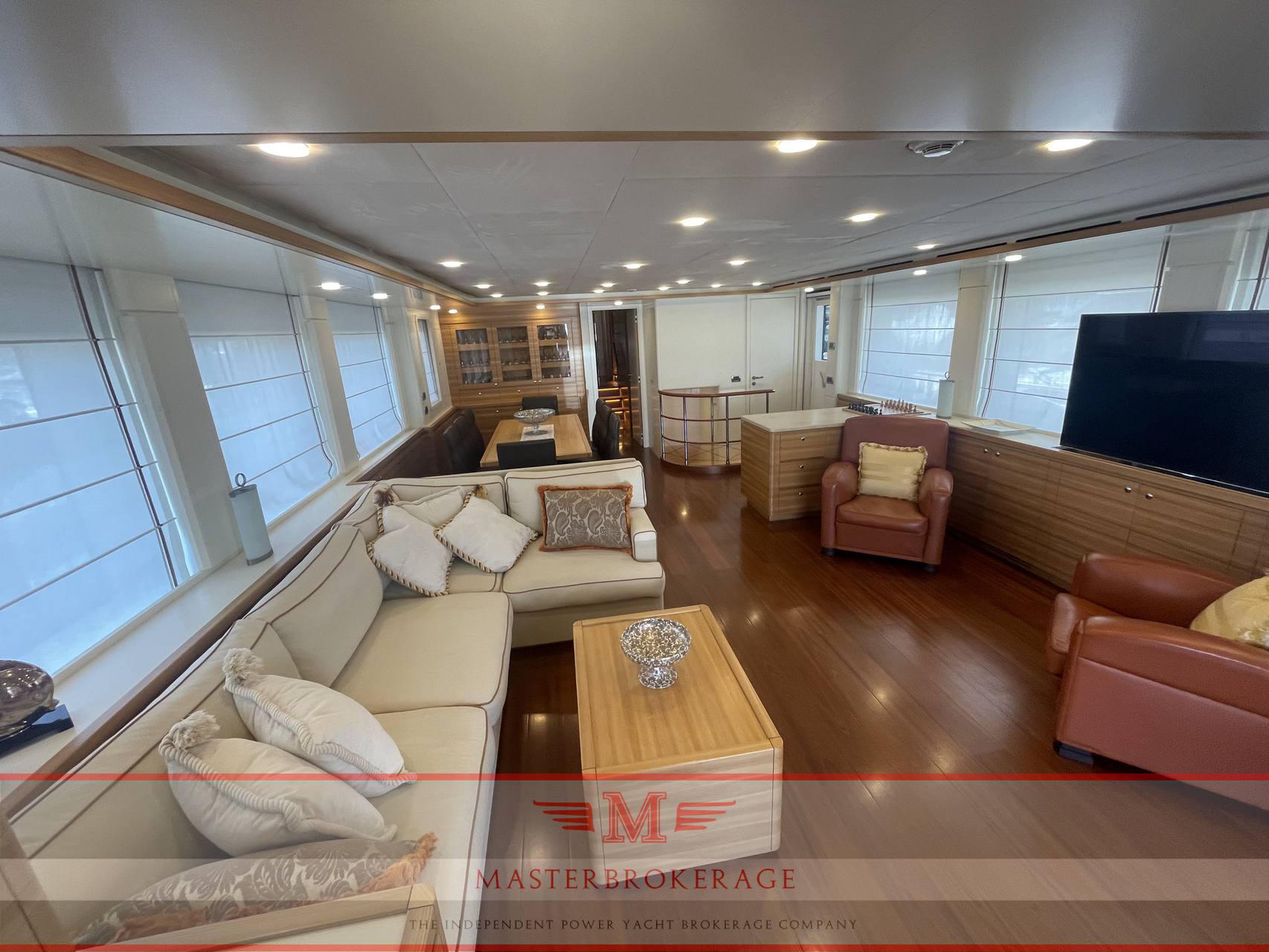 Cantiere delle marche Darwin class 86’ usato