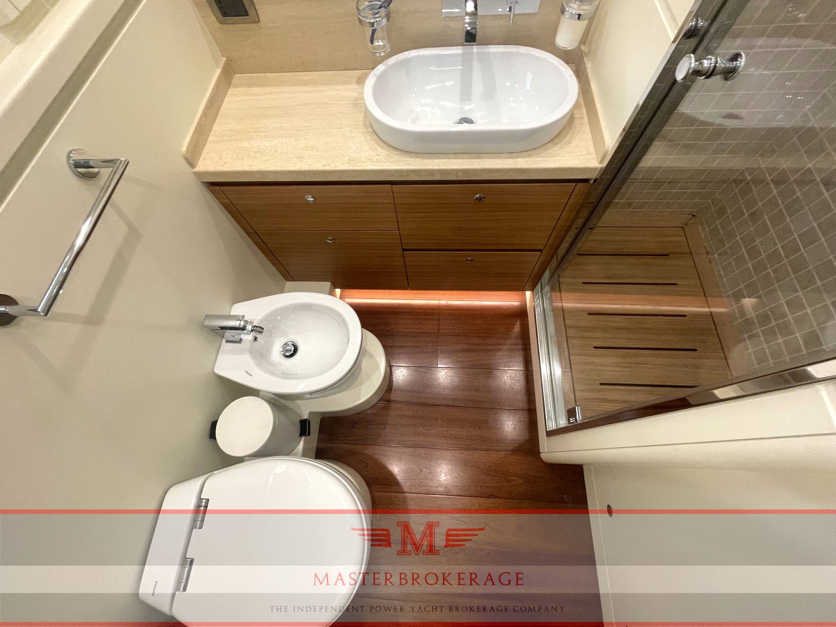 Cantiere delle marche Darwin class 86’ Dislocanti