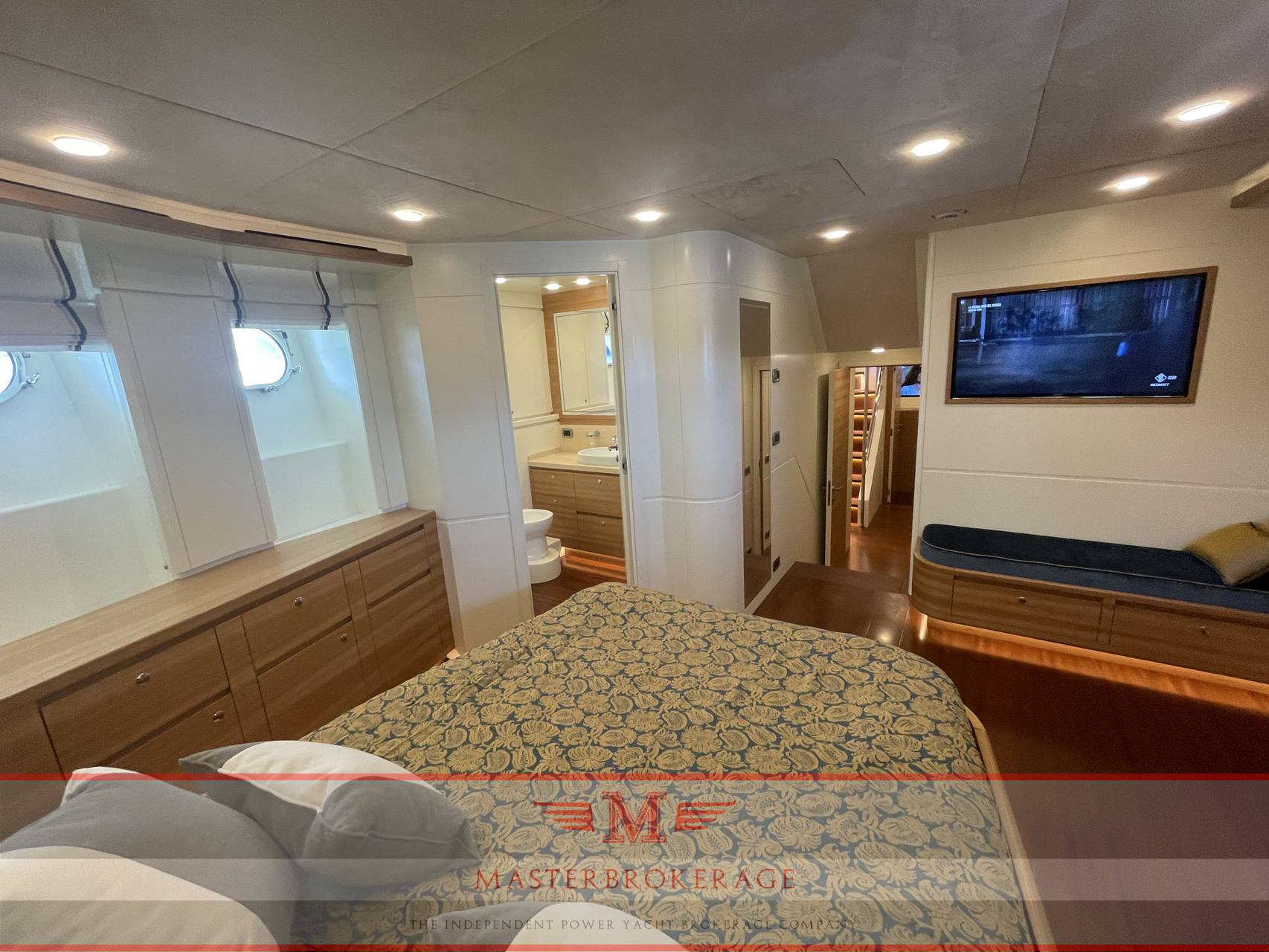 Cantiere delle marche Darwin class 86’ 2015