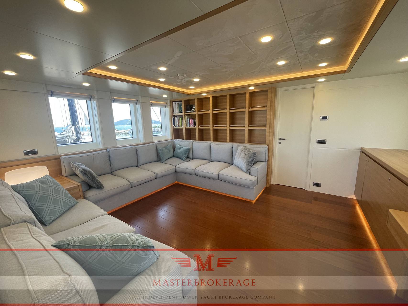 Cantiere delle marche Darwin class 86’ usato