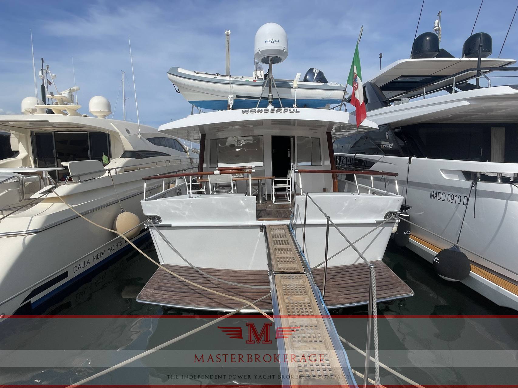 Benetti 23 metri Barca a motore usata in vendita