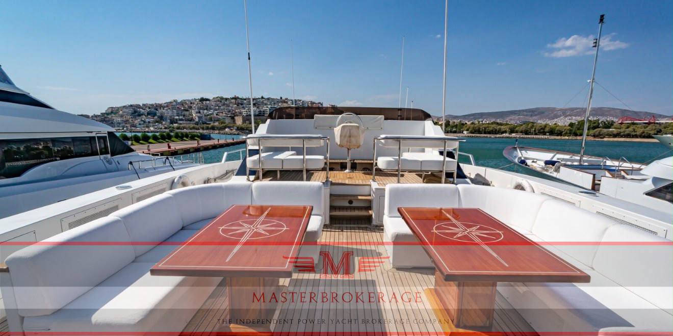 Cantieri di pisa 39 metri barco a motor