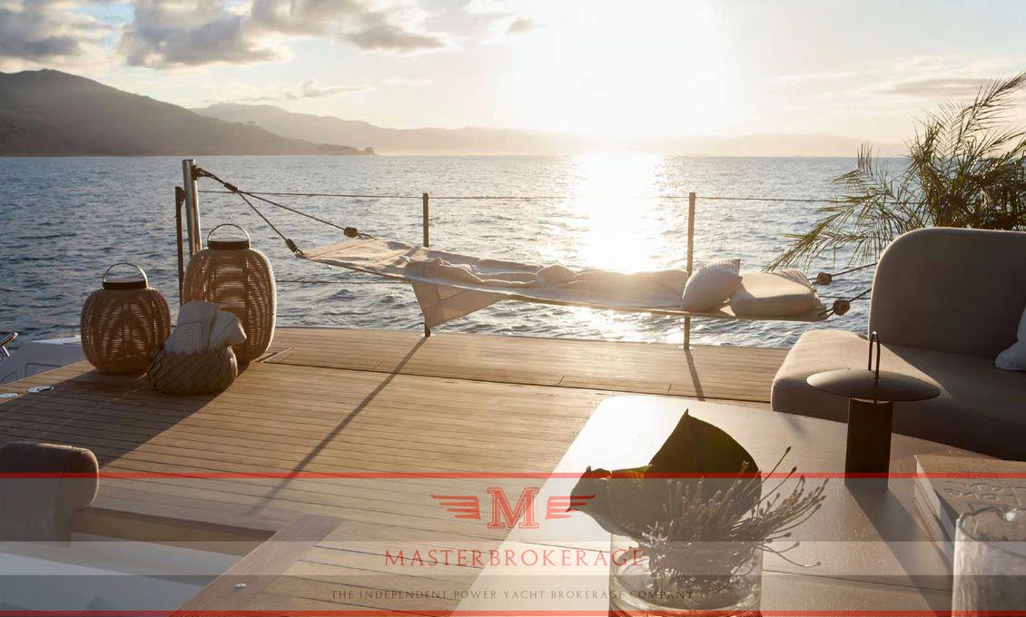 Azimut yachts Seadeck 9 motor boat