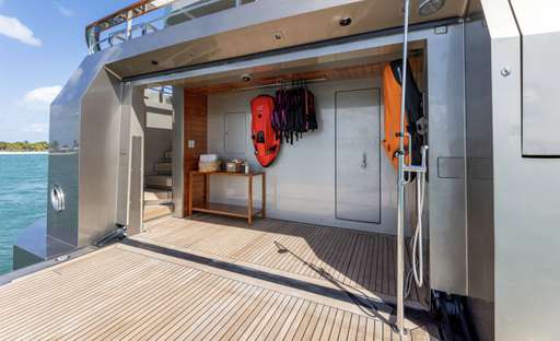 Admiral Admiral 40 metri