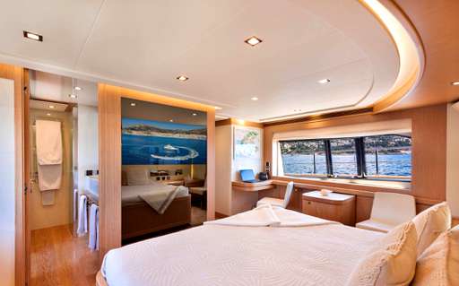 Ferretti custom line Ferretti custom line Navetta 26 crescendo