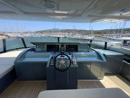 Firebird Firebird 26 metri