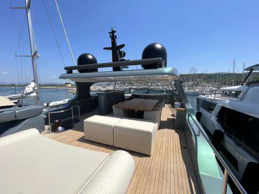 Firebird Firebird 26 metri