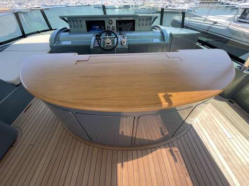 Firebird Firebird 26 metri