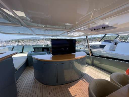 Firebird Firebird 26 metri