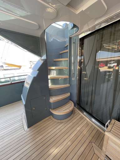 Firebird Firebird 26 metri