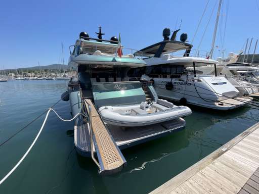 Firebird Firebird 26 metri