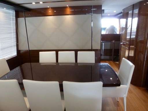 PRINCESS YACHTS PRINCESS YACHTS PRINCESS 82