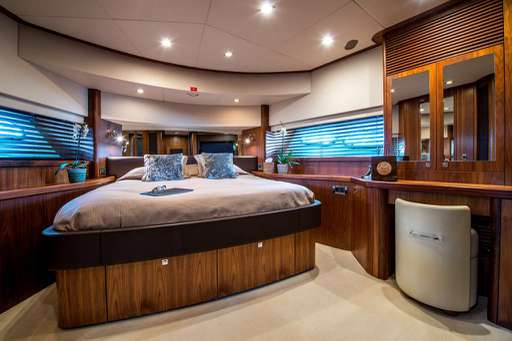 SUNSEEKER SUNSEEKER 90 YACHT