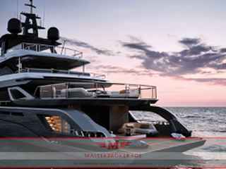 Azimut Grande 38 trideck от 2026