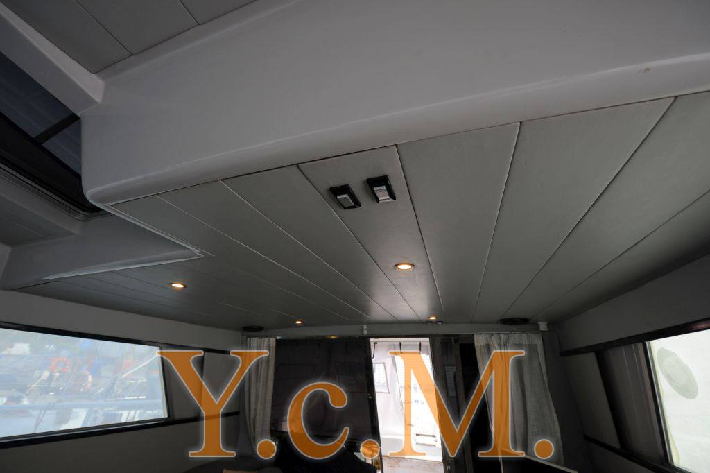 Ferretti 39 fly