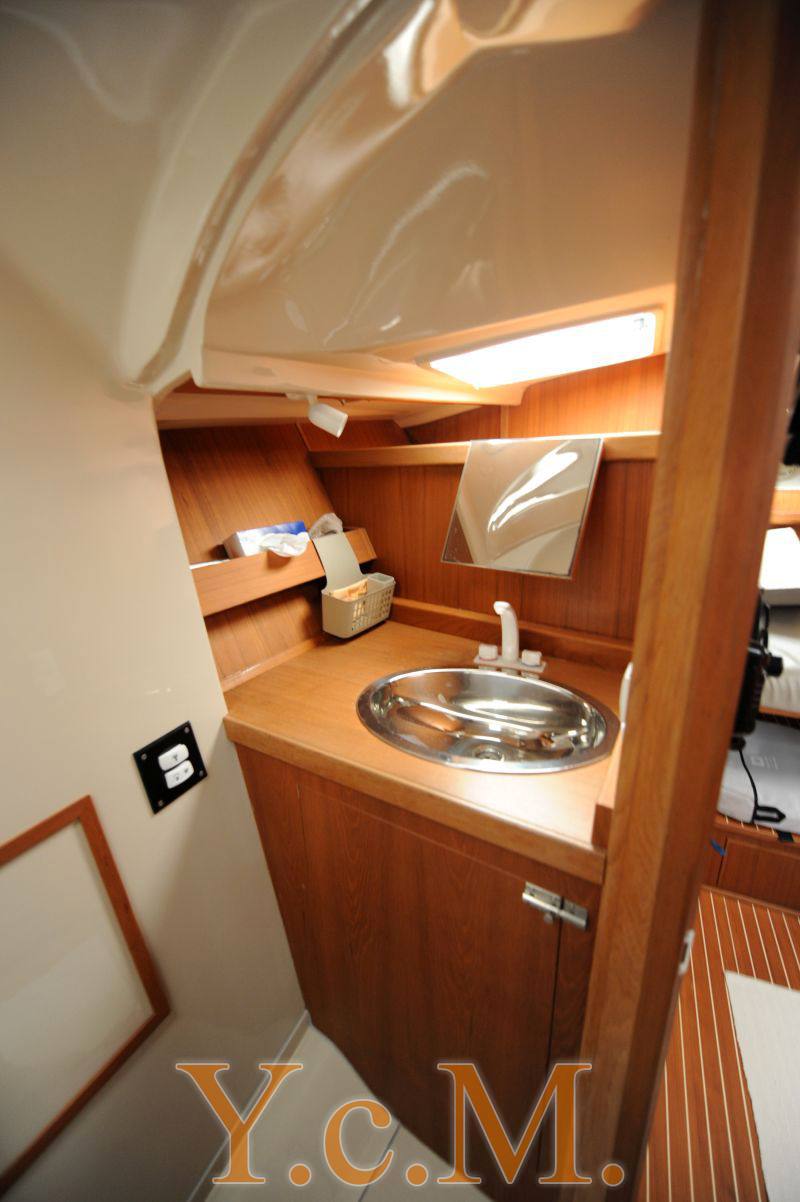 Luhrs 32 open