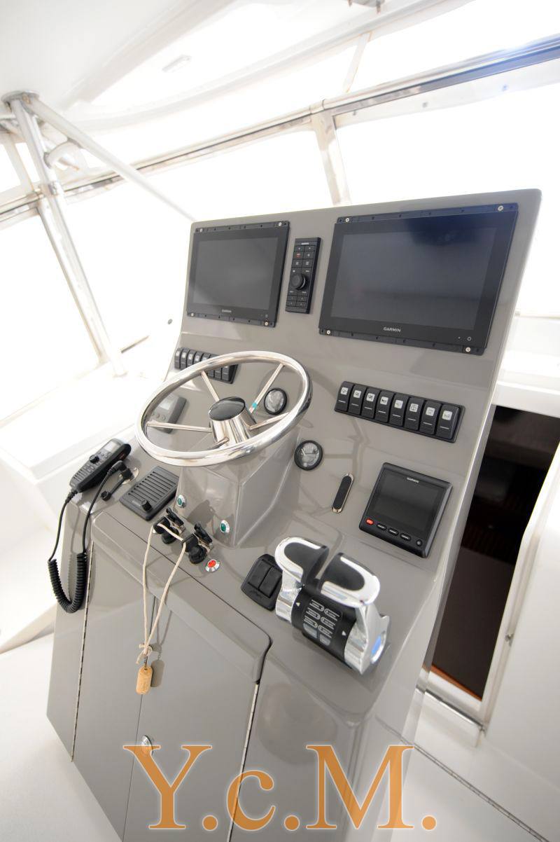 Luhrs 32 open