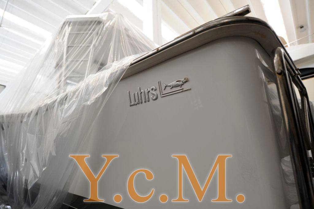 Luhrs 32 open