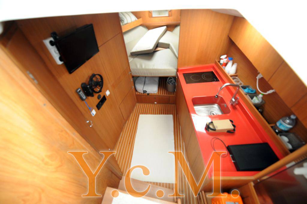 Luhrs 32 open