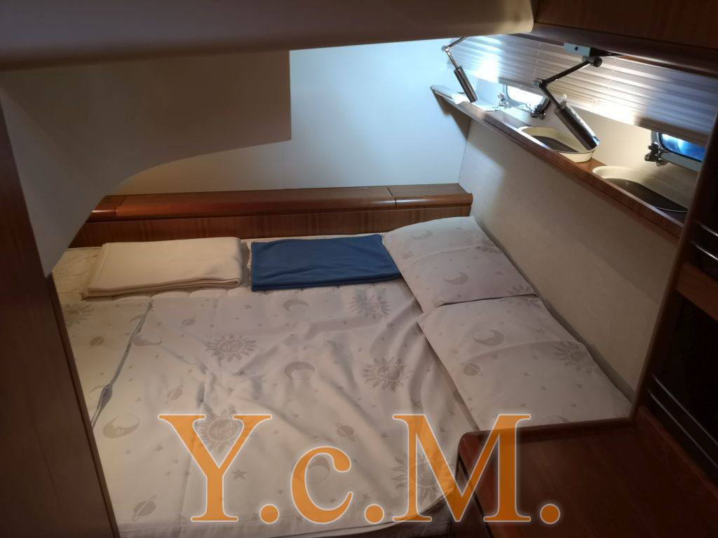Cantieri estensi Goldstar 460 barco a motor
