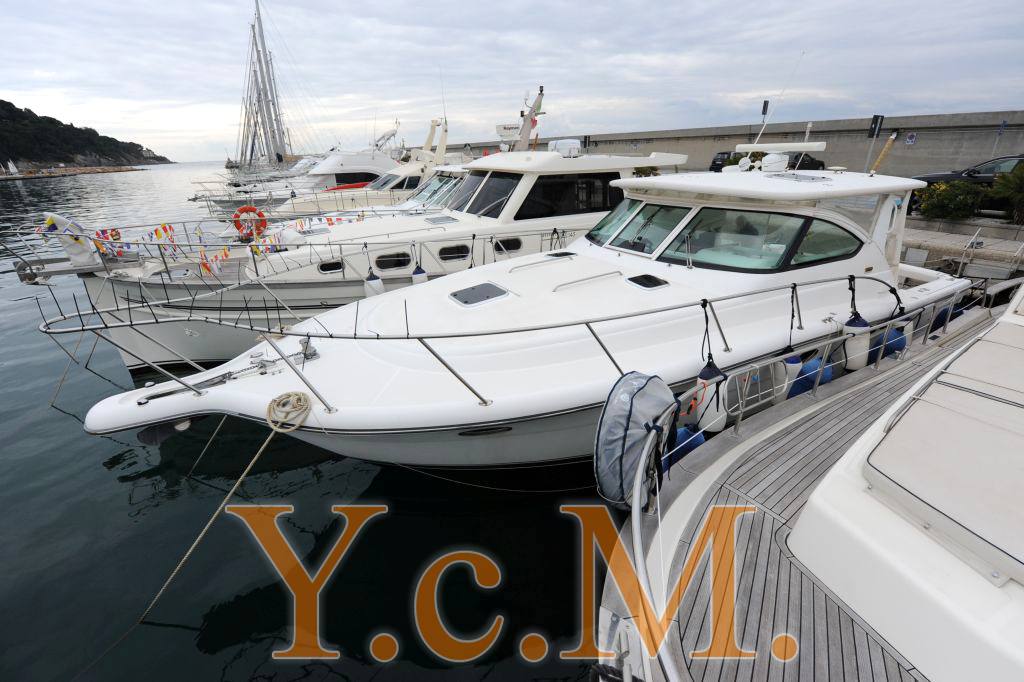 Tiara Yachts 3800 open Motor boat used for sale
