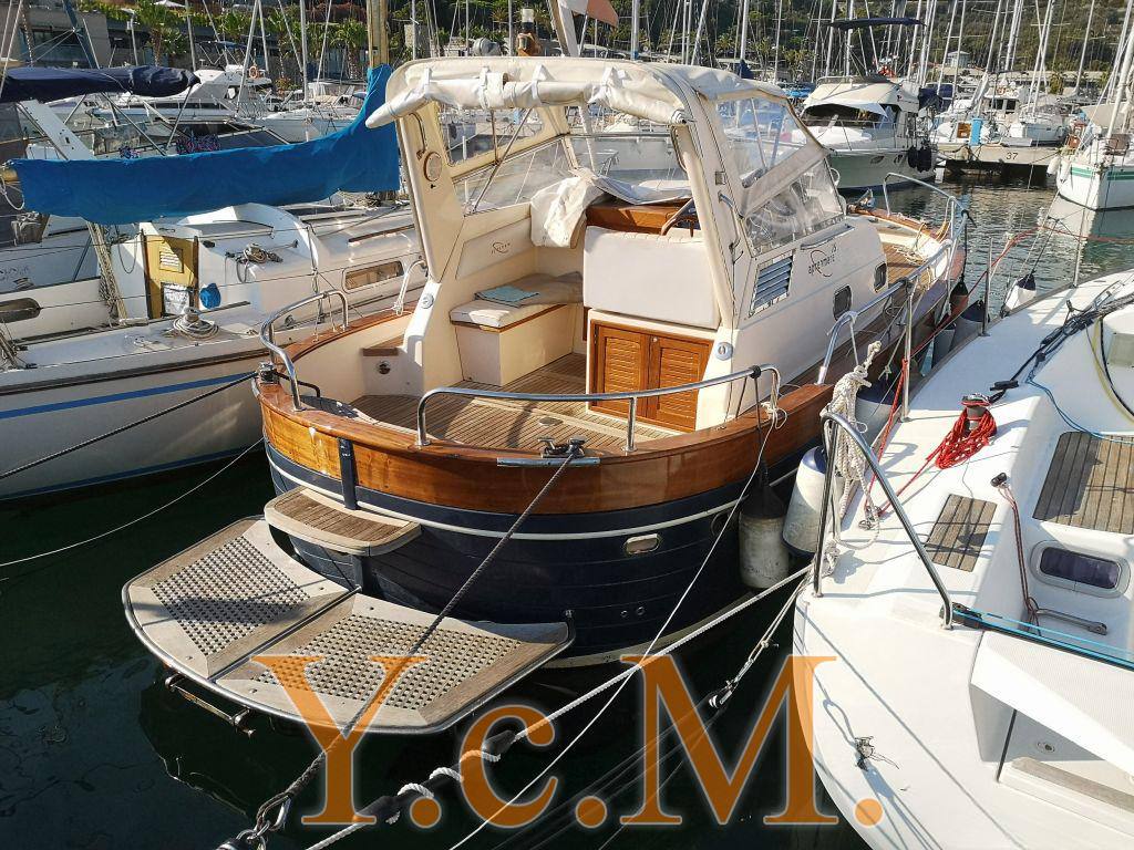 Apreamare 75 semicabinato Gozzo cabin cruiser