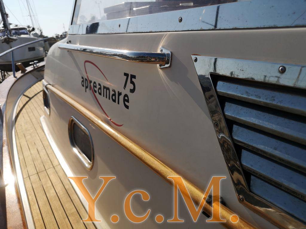 Apreamare 75 semicabinato motor boat