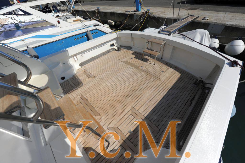 Hi star marine Hi star 52 fly Motorboot gebraucht zum Verkauf