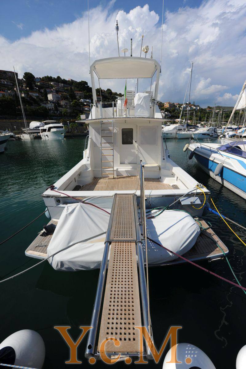 Hi star marine Hi star 52 fly bateau à moteur