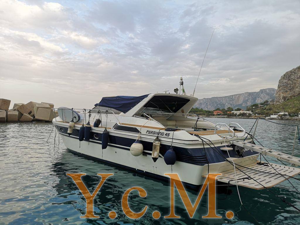 Pershing 45 Express Cruiser