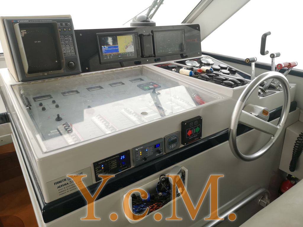 Ferretti 39 fly Flybridge