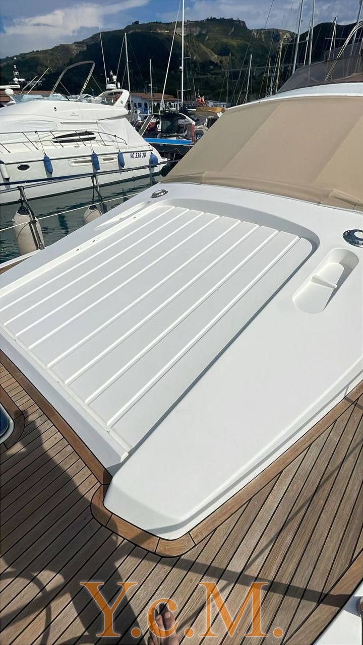 Marchi 50 fly special barco a motor