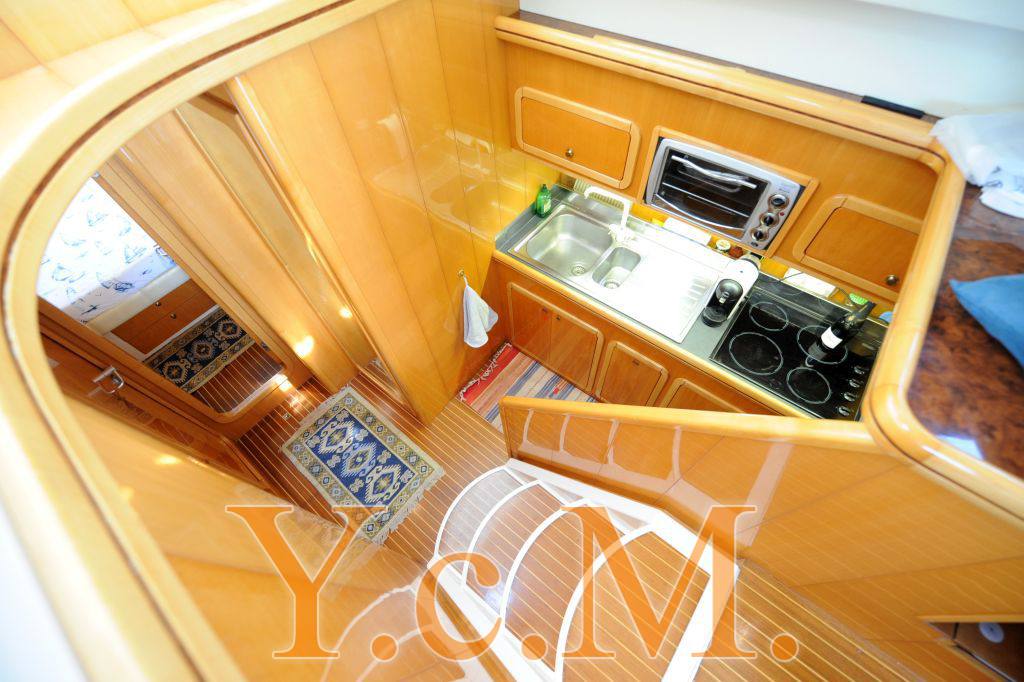 Raffaelli Levante 43 fly Shuttle