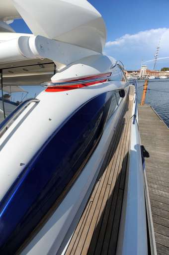 Sunseeker Sunseeker Predator 75