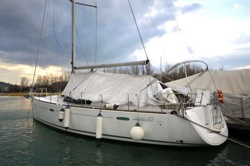 Beneteau Beneteau Oceanis 43