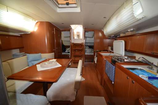 Beneteau Beneteau Oceanis 43