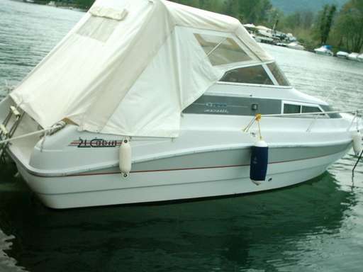 Gobbi Gobbi 21 cabin