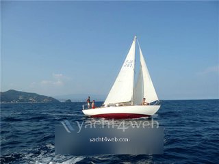 Hallberg-Rassy P-28