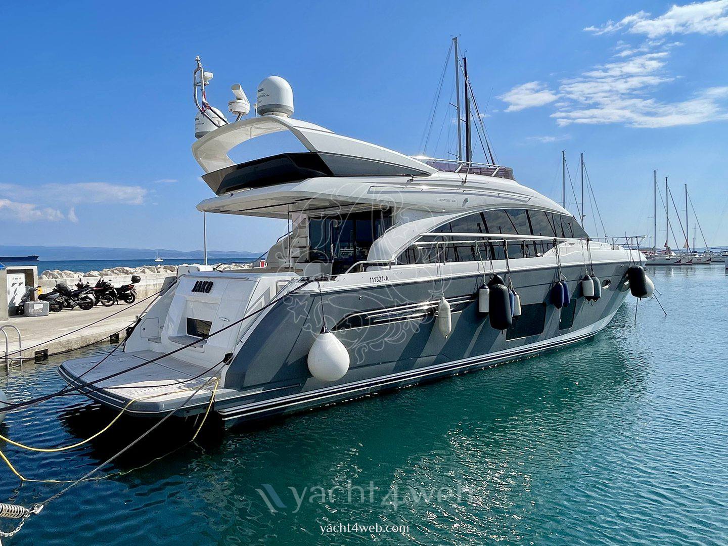 Princess yachts Princess 68 flybridge 