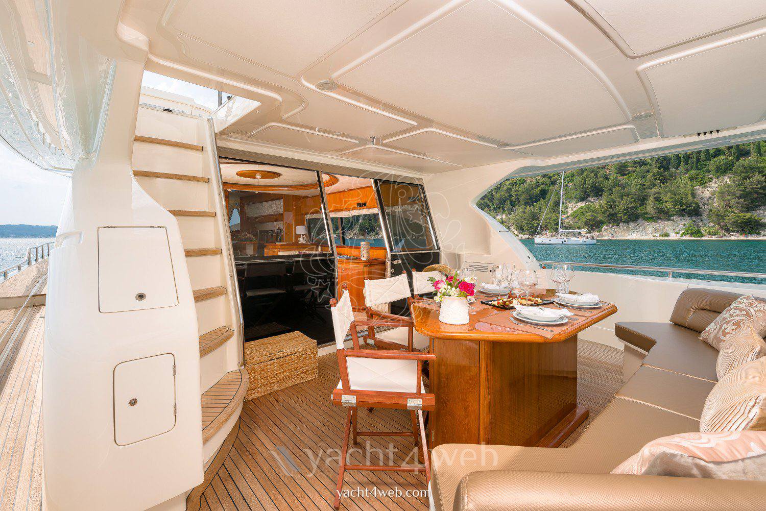 Ferretti yachts 730 Моторная лодка