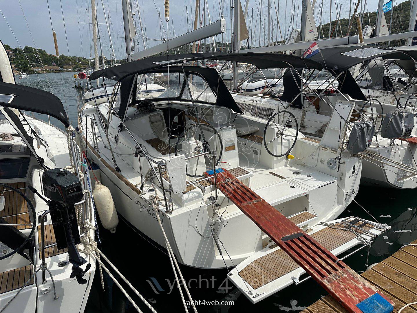 Beneteau Oceanis 38.1 