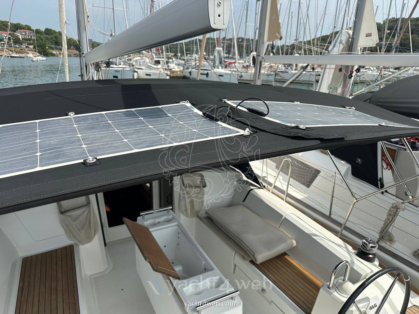 Beneteau Oceanis 38.1 используется