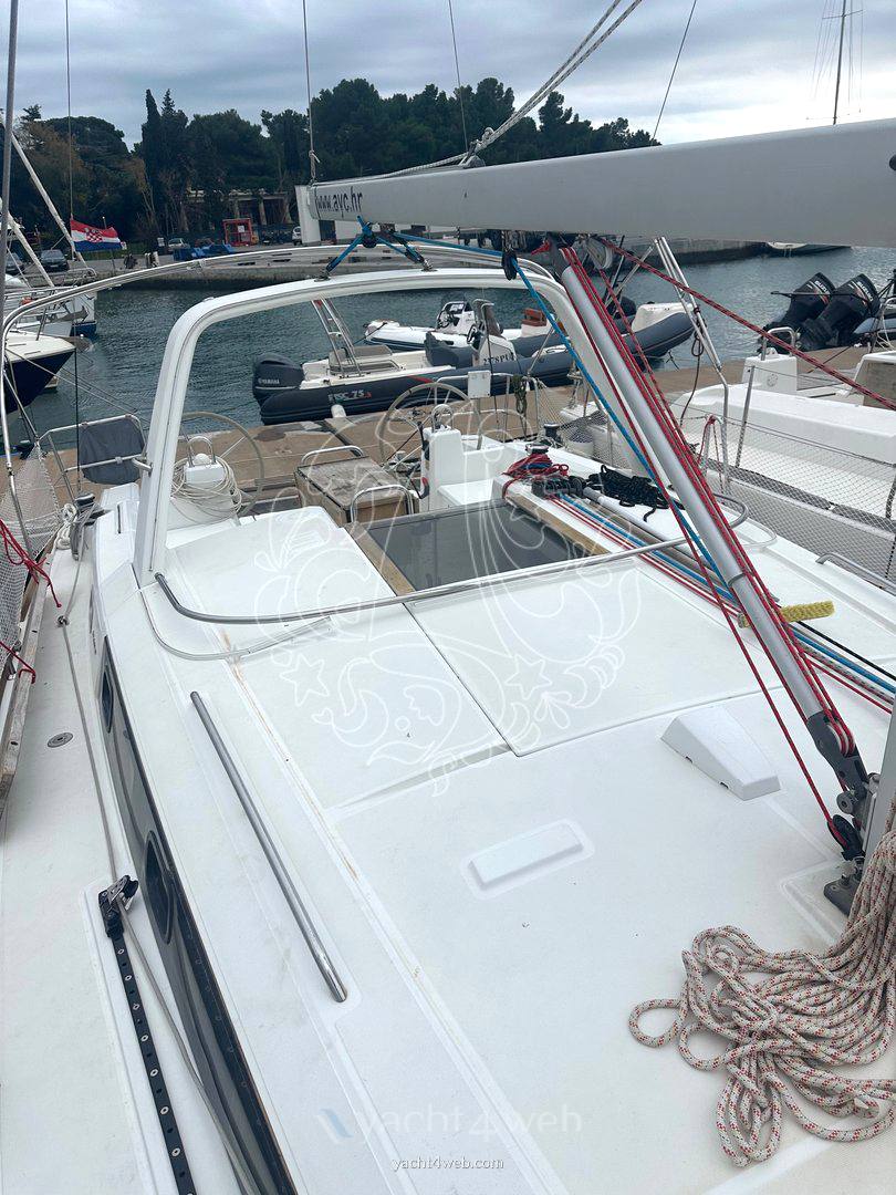 Beneteau Oceanis 38 cruiser используется