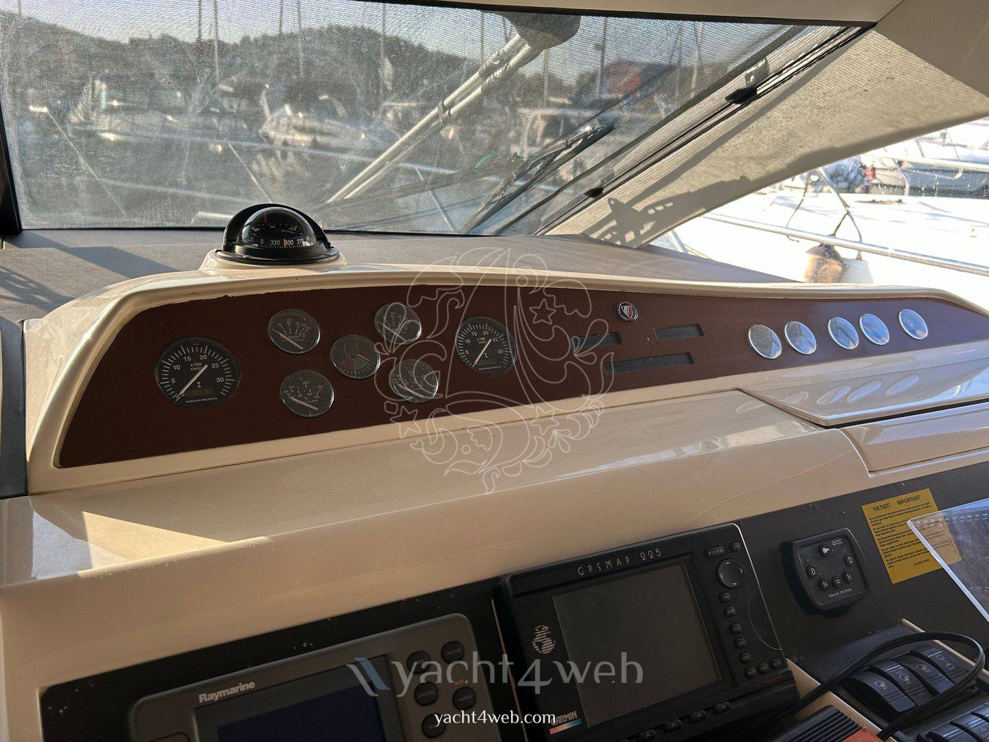 Fairline boats Fairline 43 phantom Barco de motor usado para venta