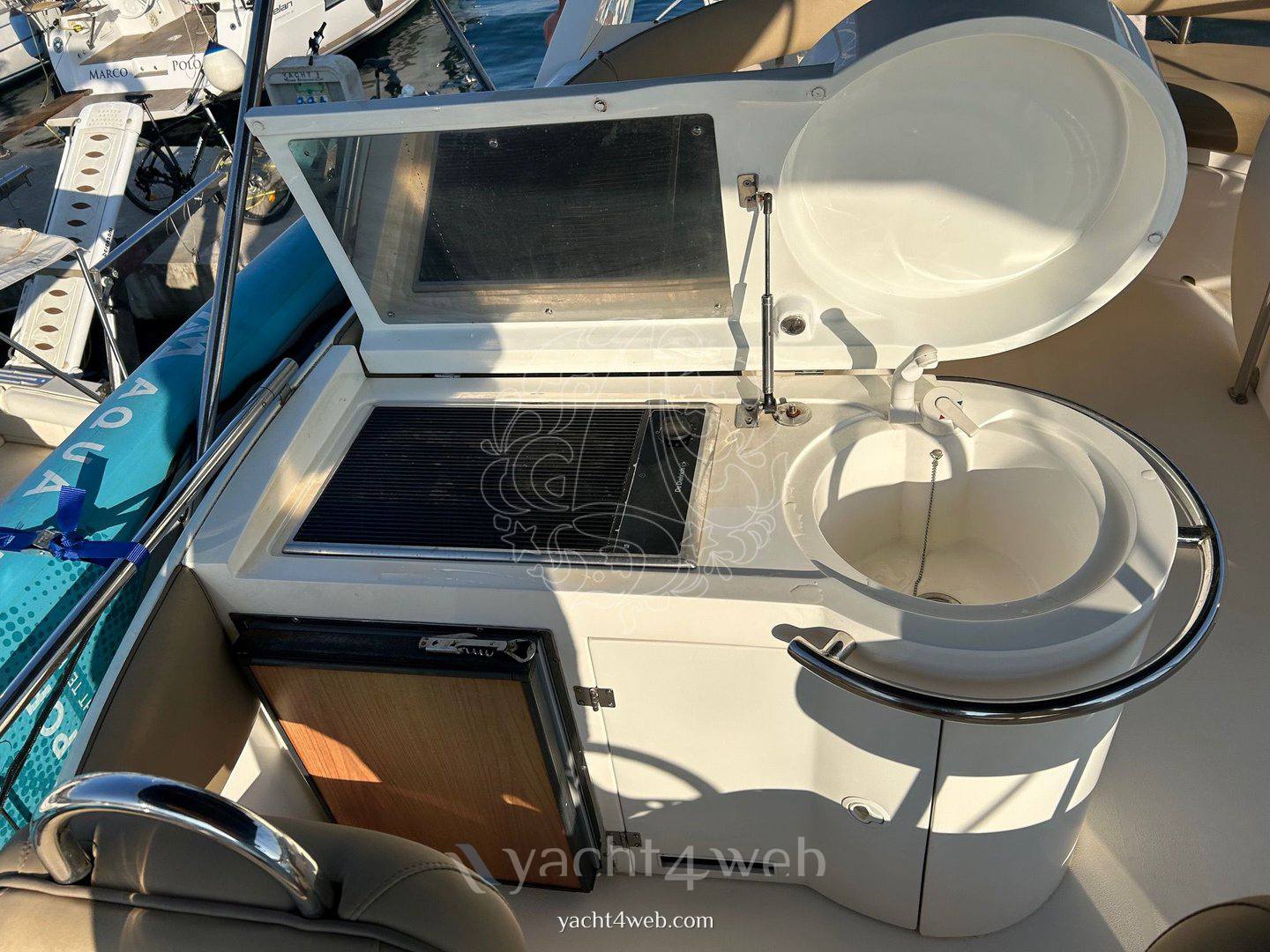 Fairline boats Fairline 43 phantom barco de motor