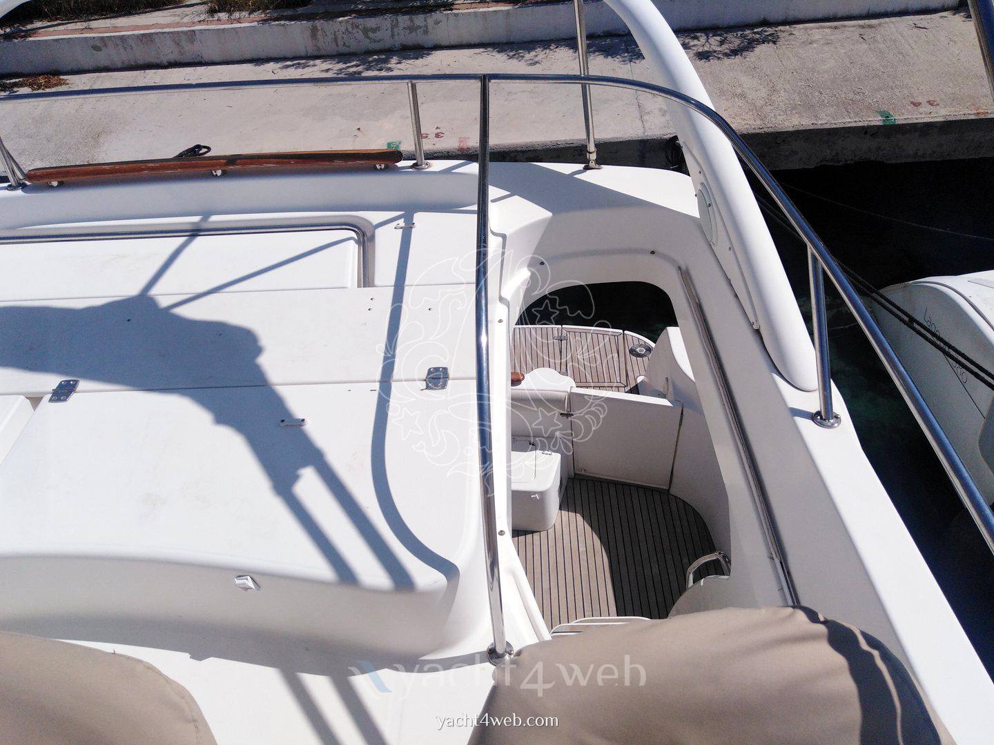 Jeanneau Prestige 36 Yate a motor