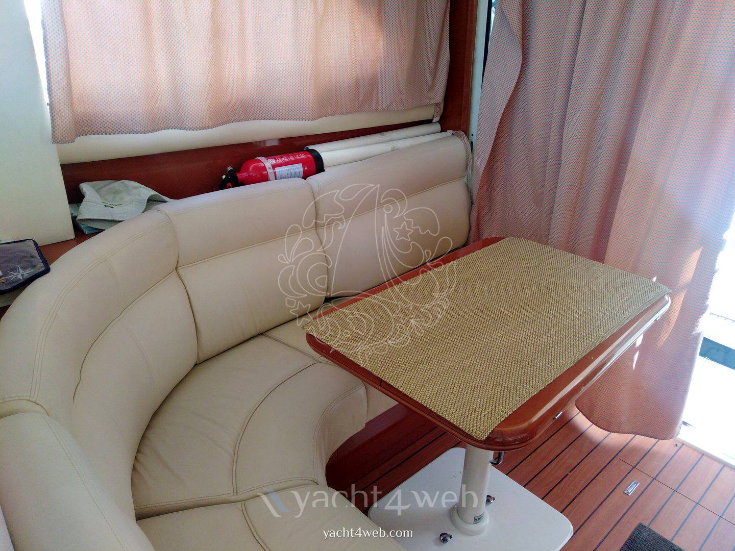 Jeanneau Prestige 36