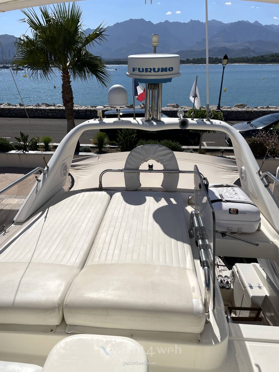 Azimut 40 fly