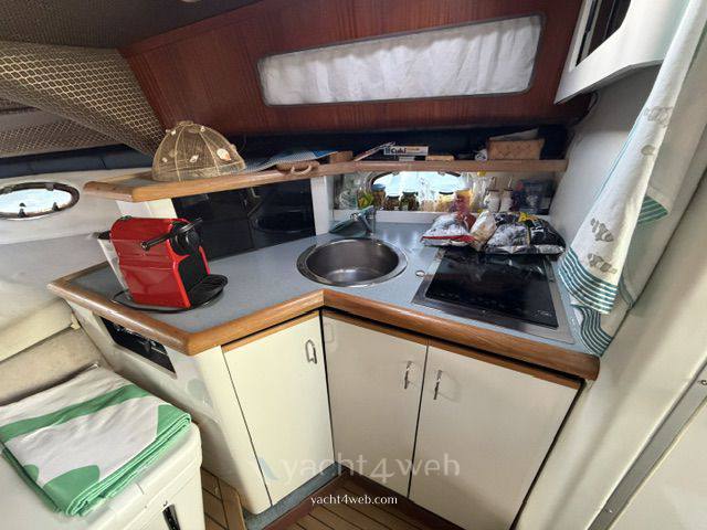 Bayliner Avanti 3055