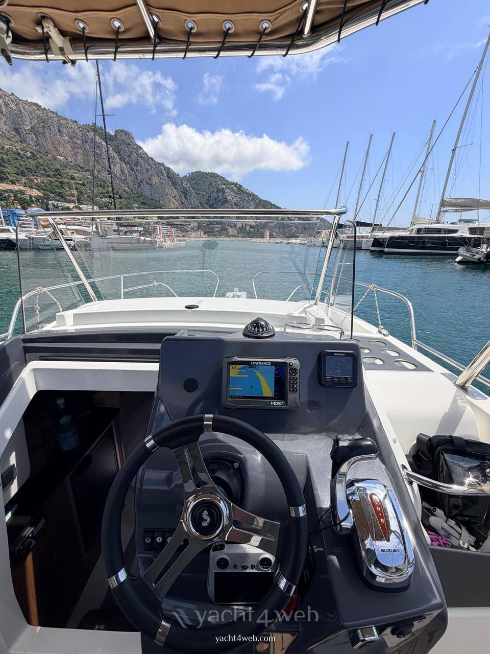 Beneteau Flyer 7.7 sun deck